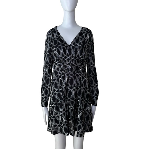 NWT MISSONI Tie-front Metallic
Mini Dress Black Silver Fit and Flare Size 38 - Picture 7 of 16